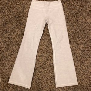 Lululemon white/grey yoga pants